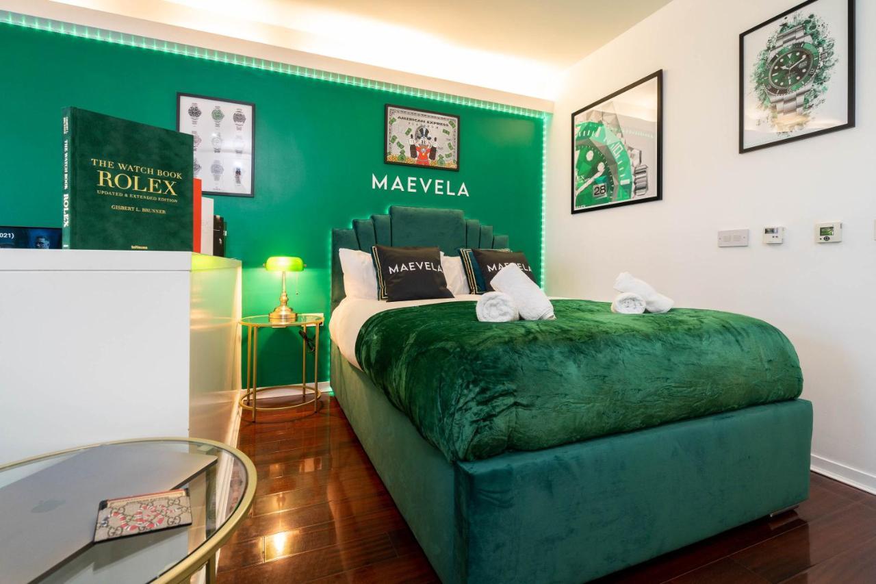 Maevela Apartments - Top Floor Rolex Themed Studio Apt Inside The Cube, Mailbox - Free Netflix & Wifi Бірмінгем Екстер'єр фото