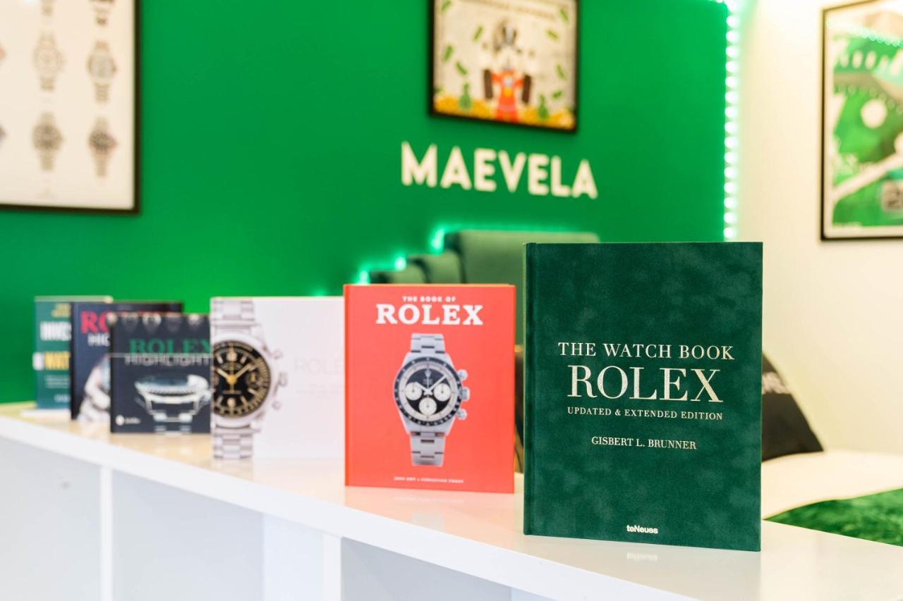Maevela Apartments - Top Floor Rolex Themed Studio Apt Inside The Cube, Mailbox - Free Netflix & Wifi Бірмінгем Екстер'єр фото